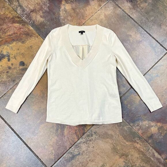 Talbots Women's V-Neck Pullover Cream Sweater Petite Small - Picture 3 of 10
